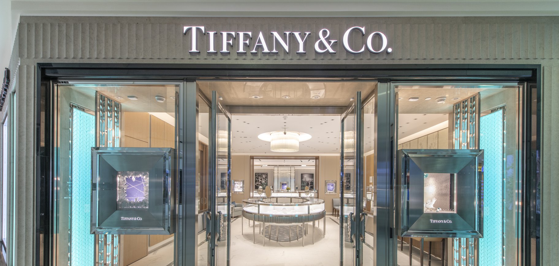 Louis Vuitton parent company to acquire Tiffany & Co. stores