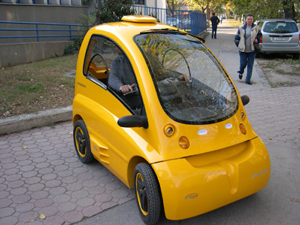 Kenguru-Electric-Car-Vehicle-EV-Wheelchair-3