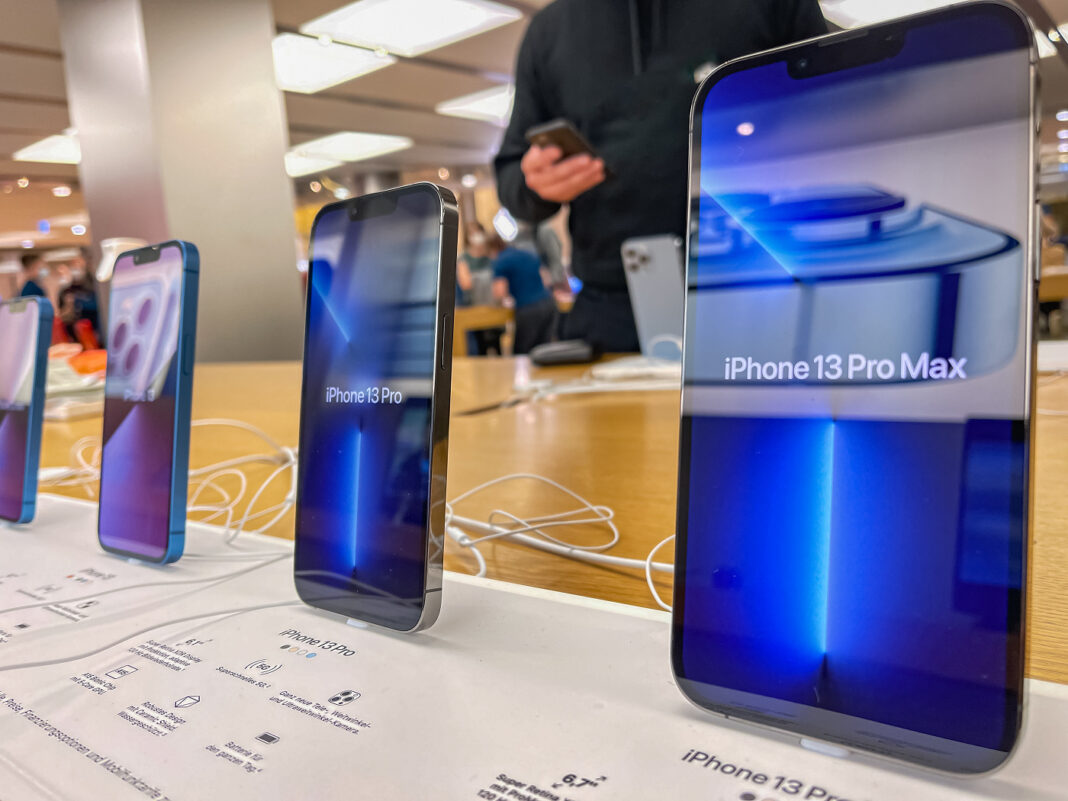 ชิปขาดแคลน Apple อาจต้องลดกำลังผลิต Iphone 13 ลง 10 ล้านเครื่อง Brand Buffet 8571